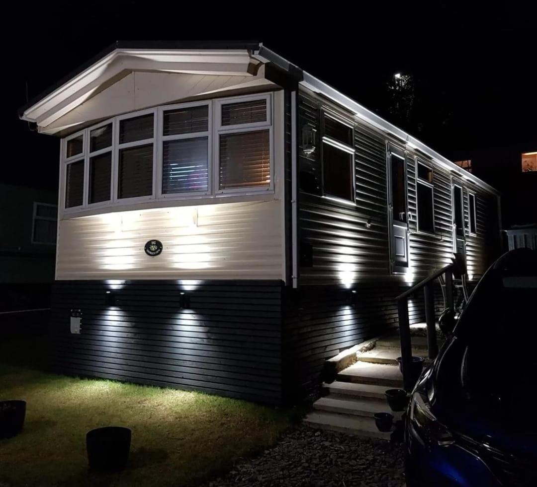 Wonderful 2 Bedroom Mobile Home Aberystwyth Eksteriør bilde